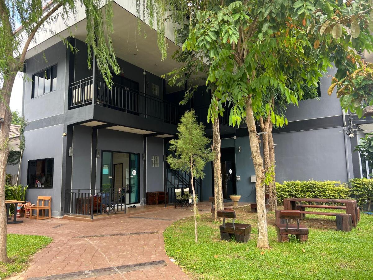 Kan Home Hotel Kanchanaburi Eksteriør billede