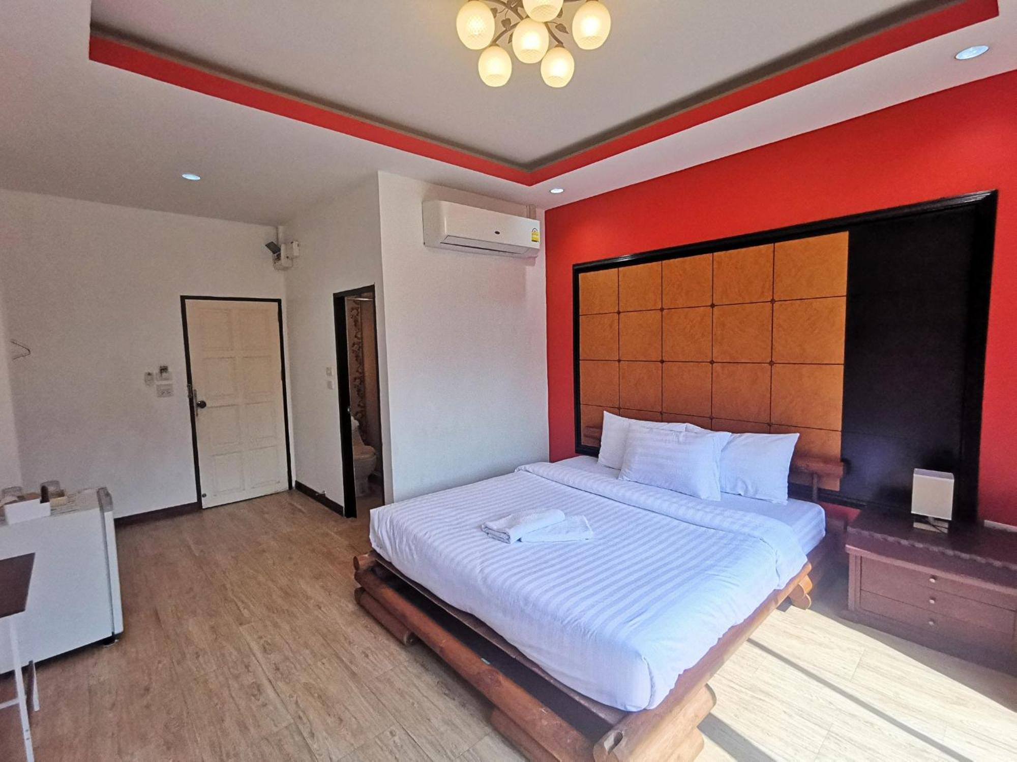 Kan Home Hotel Kanchanaburi Eksteriør billede