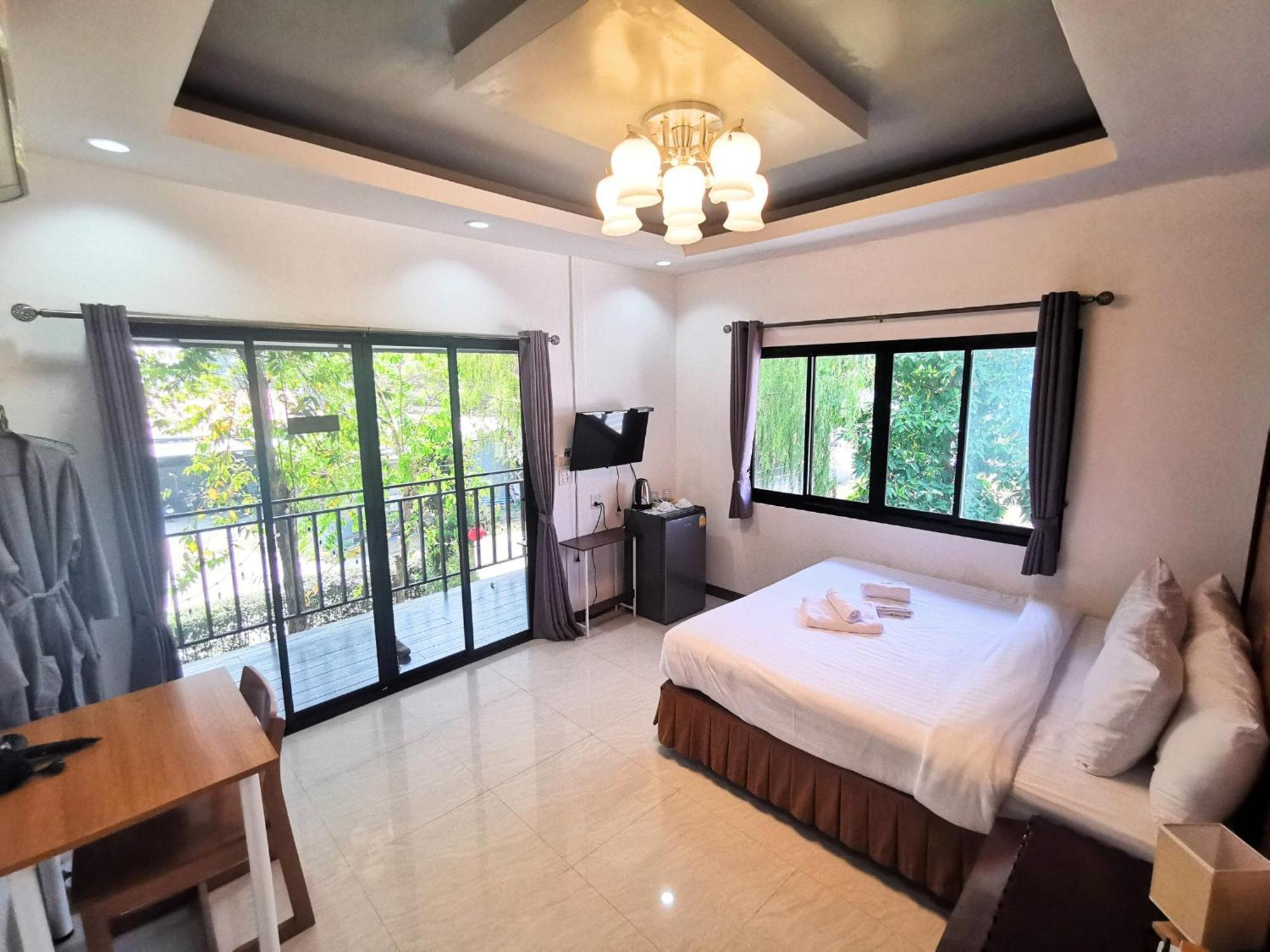 Kan Home Hotel Kanchanaburi Eksteriør billede