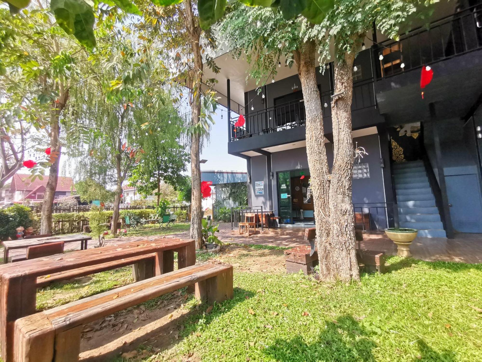 Kan Home Hotel Kanchanaburi Eksteriør billede
